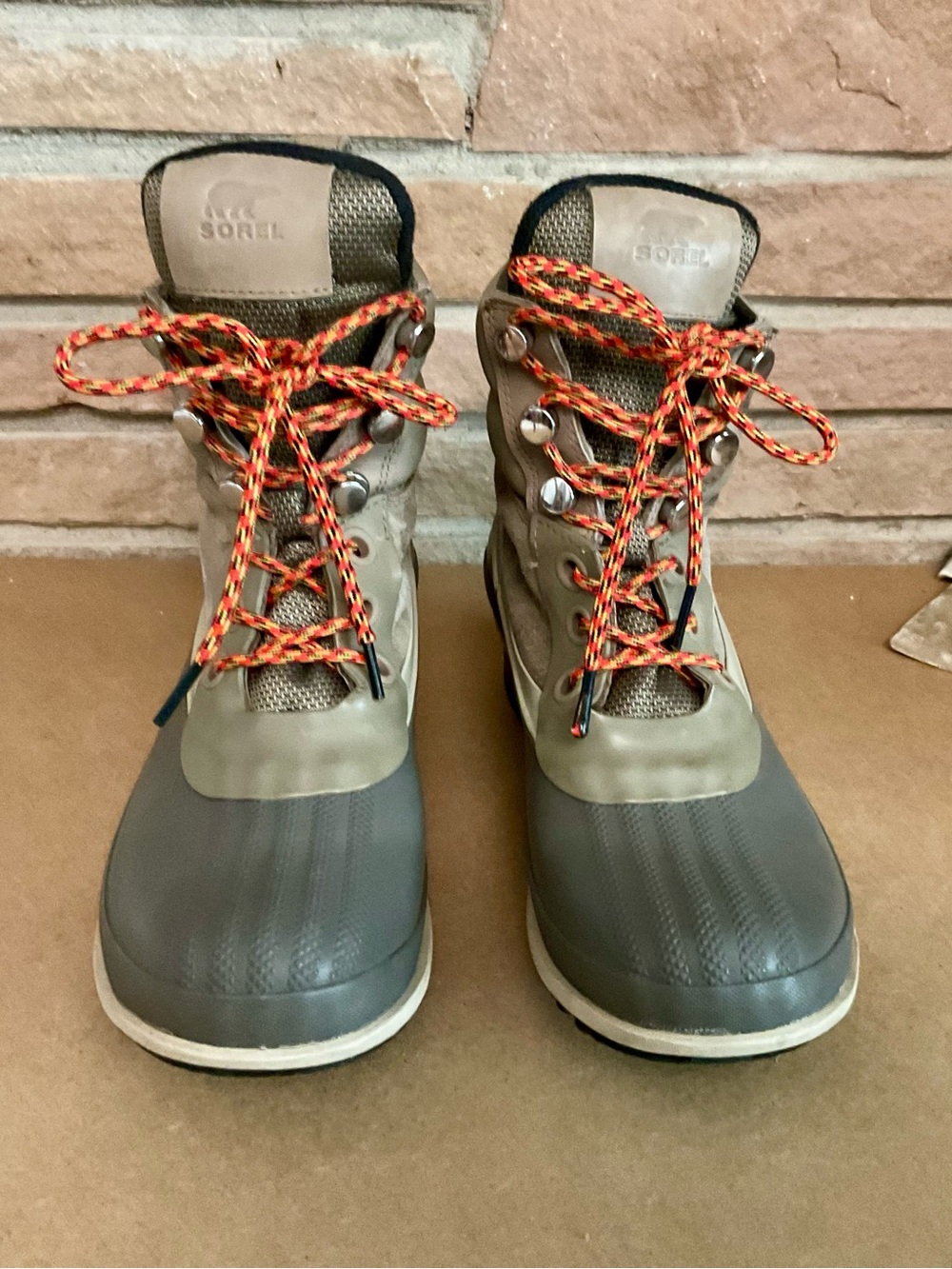 Women’s SOREL Slimpack III Hiker Boot Khaki Brown US Size 9